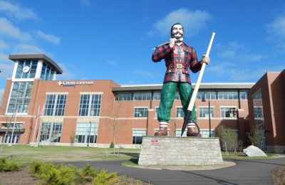 Paul-Bunyan-Statue-Bangor-Maine.jpg